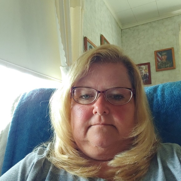 Meet your Posher, Robin - Picture 1 of 1